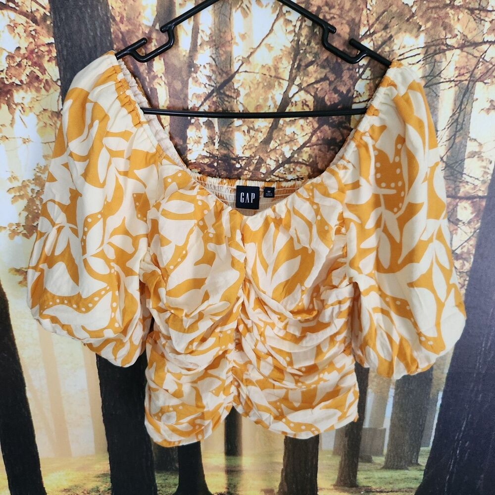 NEW GAP Puff Sleeve Ruched Top Yellow Leaf Print Sweetheart Neck Size M Smocked
